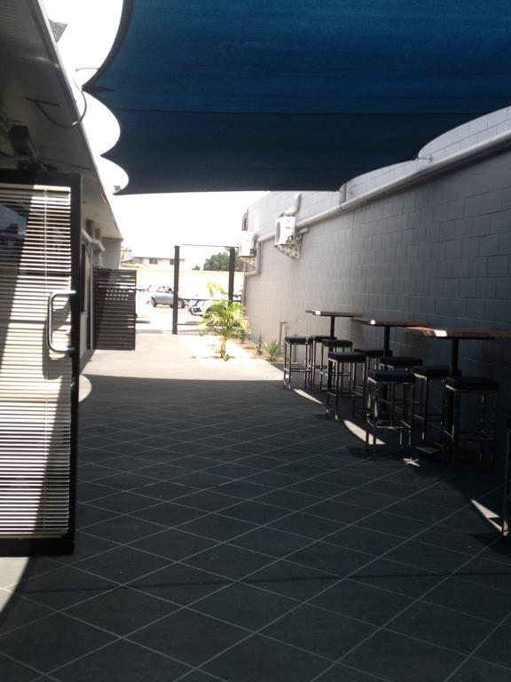 Blackwater Hotel Motel מראה חיצוני תמונה