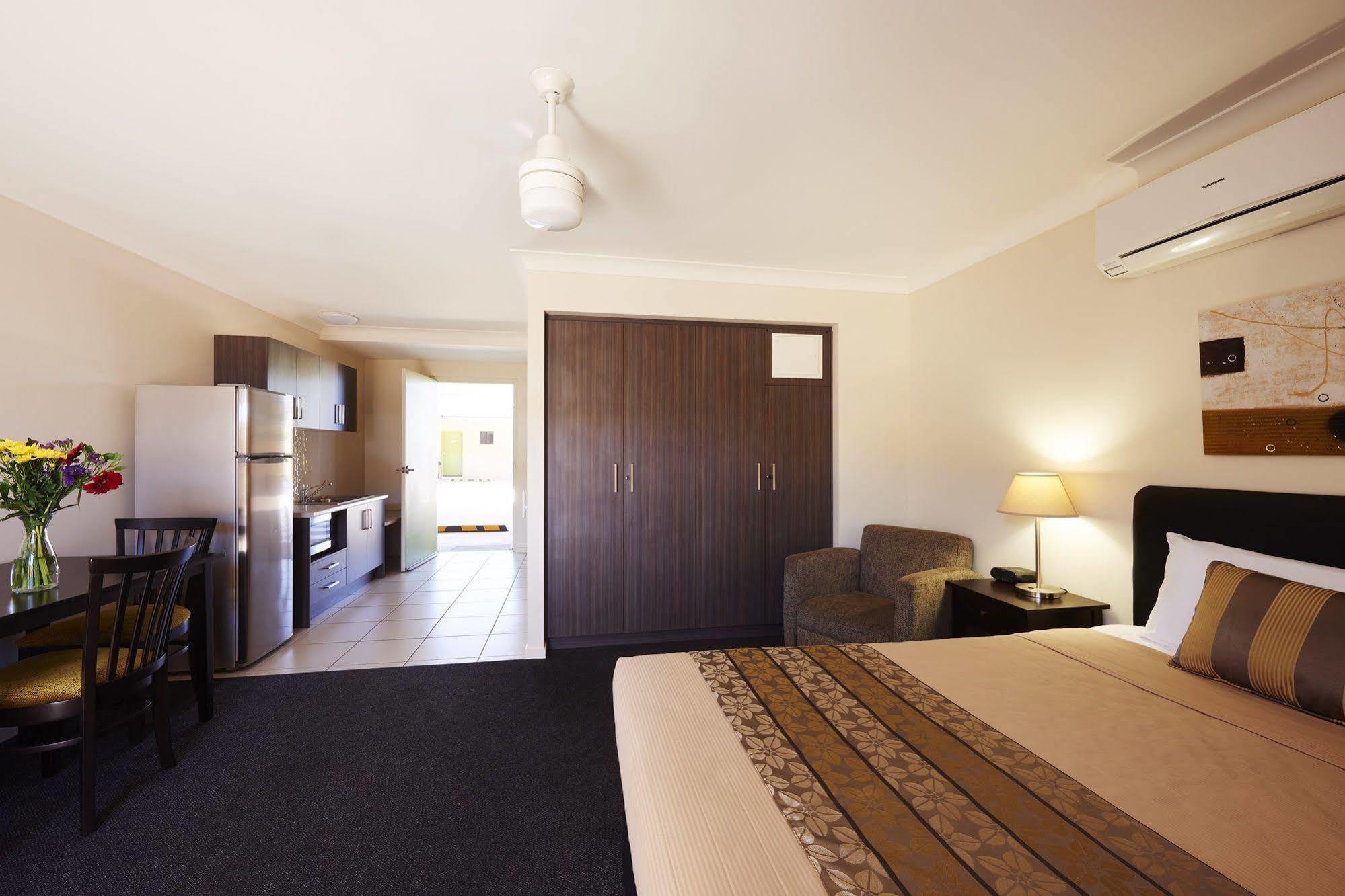 Blackwater Hotel Motel מראה חיצוני תמונה